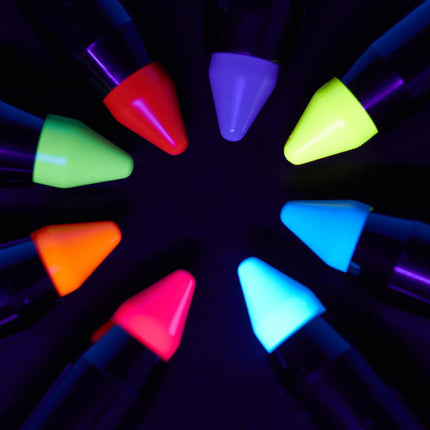 Moon Glow Pastel Neon UV Body Crayons Pastel Lilac 3.2g