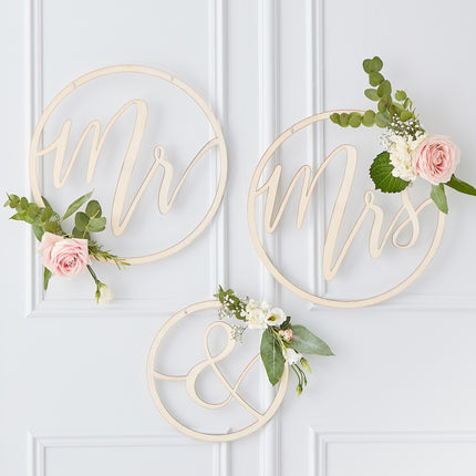 Bruiloft Hangdecoratie Mr&Mrs Hout 3st